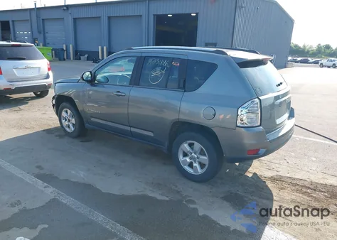 2013 Jeep Compass Sport из США, поврежденный, VIN 1C4NJCBAXDD218634